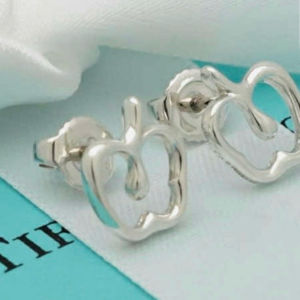 Tiffany & Co. Elsa Peretti Silver Apple Earrings - Picture 3 of 4